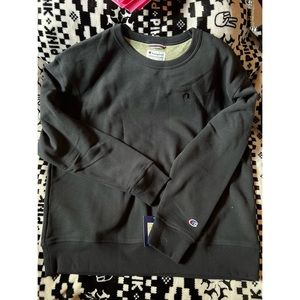 Champion navy crew sweatshirt xl nwt